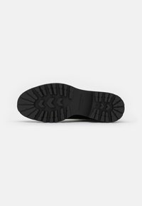 Vagabond Botines - black