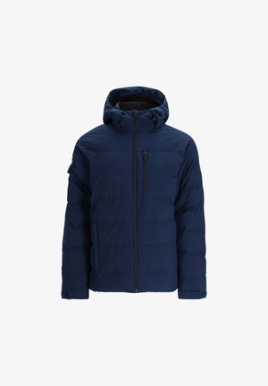 Giacca isolante blu navy con cappuccio, dotata di zip frontale, tasche laterali e texture trapuntata con un branding discreto sul petto.