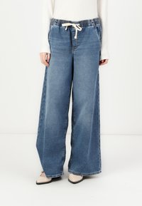 GAP PULL ON WIDE LEG - Jean boyfriend - medium wash