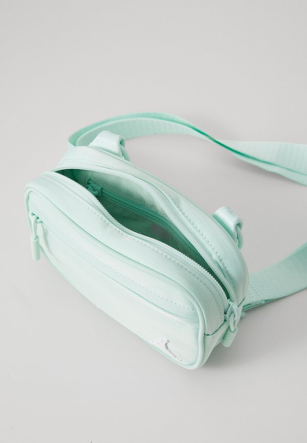 JAW ALPHA CAMERA BAG - Cross body bag - igloo3