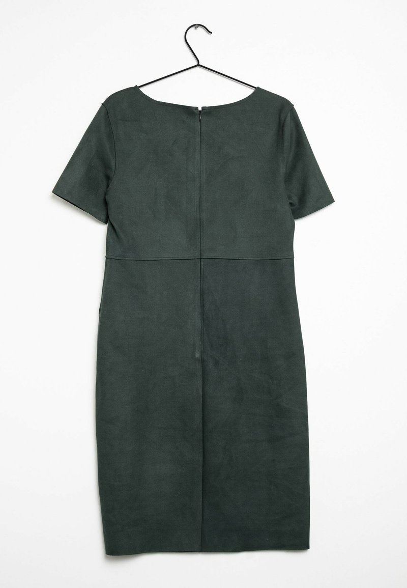 green emerald velvet dress Tuckernuck Green Tassel Downing Dress Green / XXS