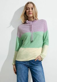 Pullover con cappuccio in colori pastello: lavanda, verde e giallo chiaro. Materiale morbido con una vestibilità ampia e coulisse regolabile al collo.