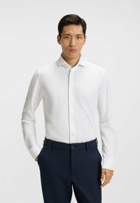 BOSS P-HANK SPREAD - Camicia elegante - white
