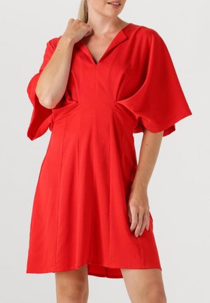 VIANNA - Vardagsklänning - tomoto