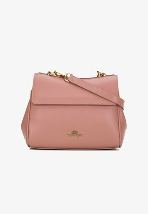 Růžová kožená kabelka s klopovým zavíráním, zlatými kovovými doplňky, nastavitelným ramenním popruhem a logem "WITTCHEN" uprostřed na přední straně.