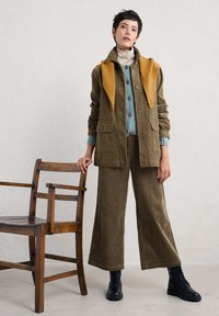 Seasalt Cornwall ASPHODEL oliwkowy