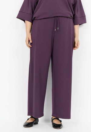 WASABI CONCEPT - Pantaloni sportivi - plum perfect