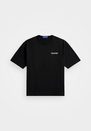 Tricou din bumbac negru cu guler rotund și mâneci scurte. Prezintă logo-ul "POLO SPORT" pe pieptul stâng, în alb. Croială standard.