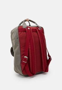 Doughnut MACAROON BACKPACK UNISEX - Mochila - bordeaux/grey