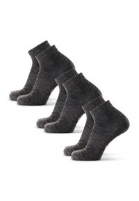 Knöchellange graue Socken aus strukturiertem Stoff, mit geripptem Bündchen und verstärkter Ferse. Vier Paar nebeneinander angeordnet, der Stoff zeigt ein leichtes Muster.