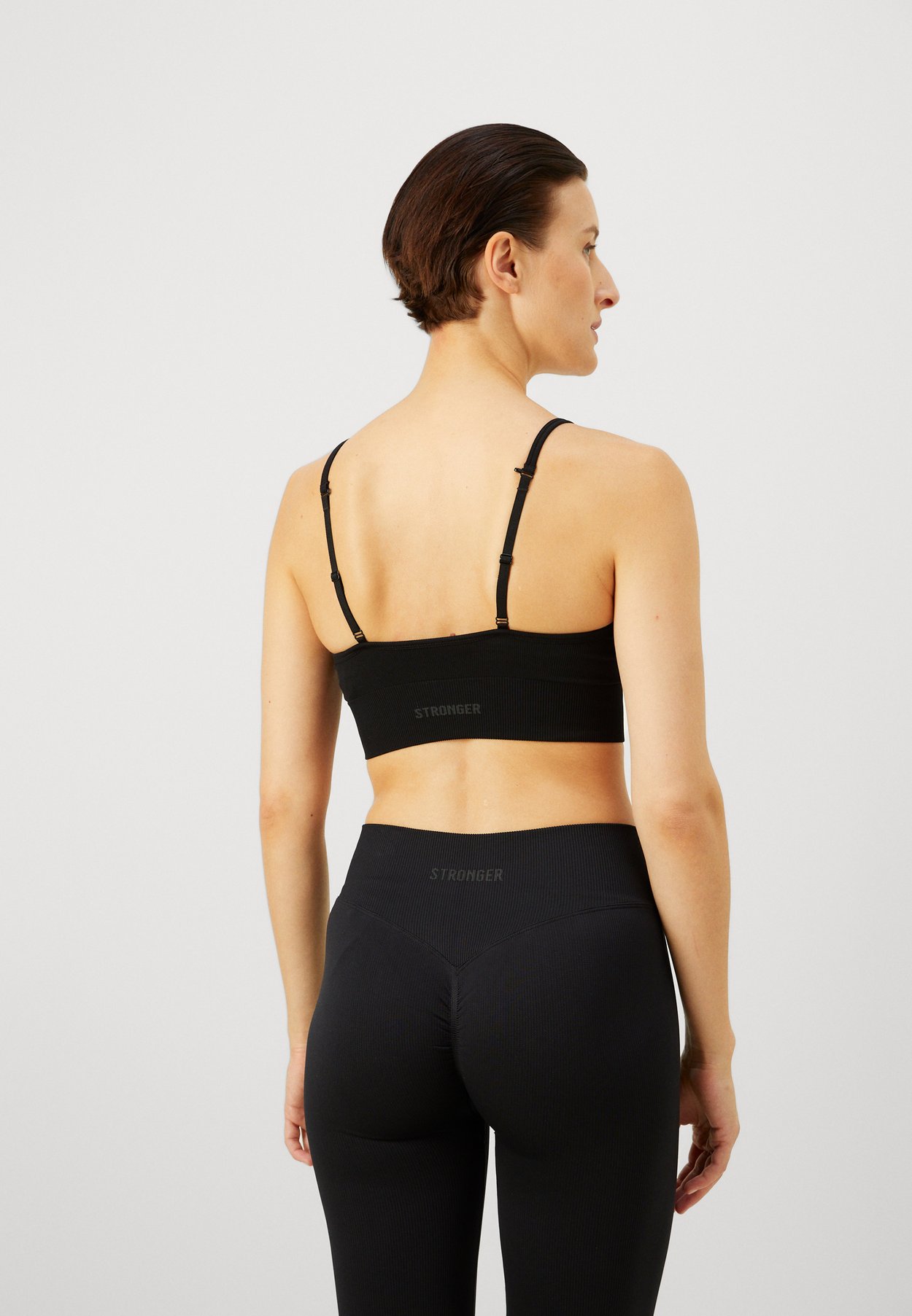 SEAMLESS STRAP BRA