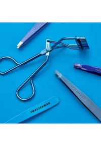 TWEEZERMAN SLANT TWEEZER - Haarverwijderingstool - bell bottom blue