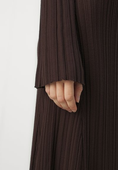 Holzweiler TULIP DRESS - Maxikjole - dark brown