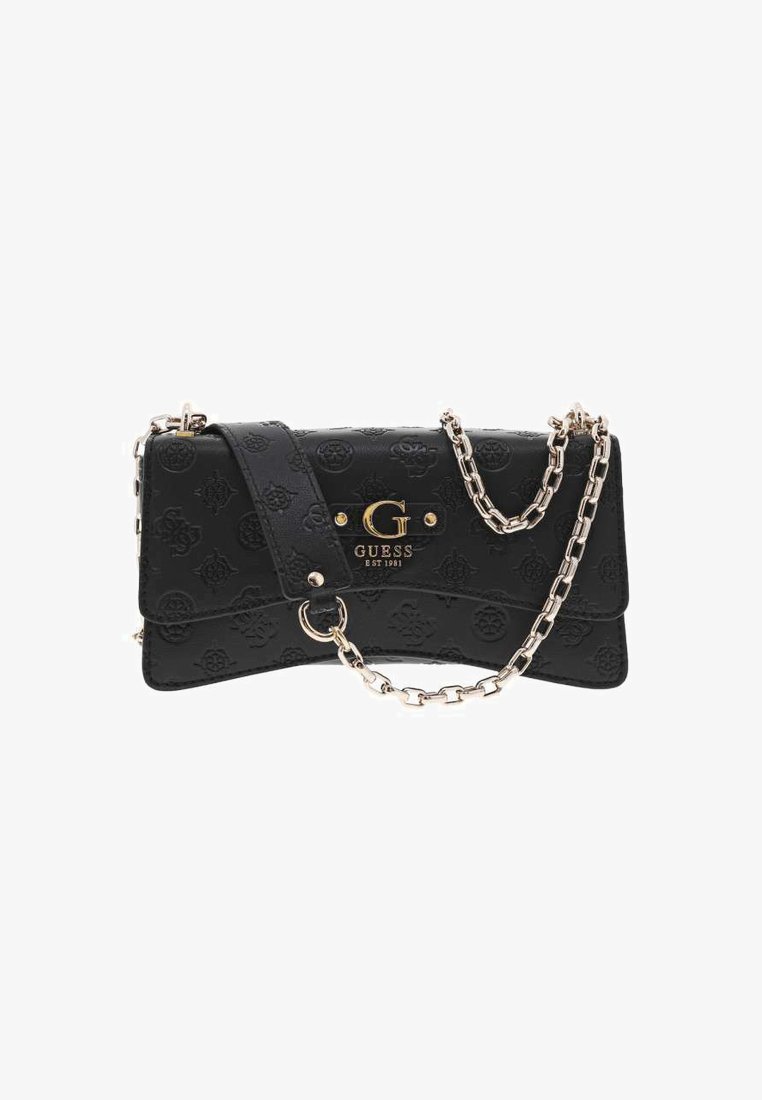 Sac à main en cuir noir avec un motif floral en relief, quincaillerie en logo doré et une bandoulière en chaîne argentée. Dispose d'une fermeture à rabat à l'avant.