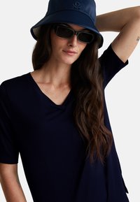 United Colors of Benetton V-NECK  - Jednoduché tričko - blue