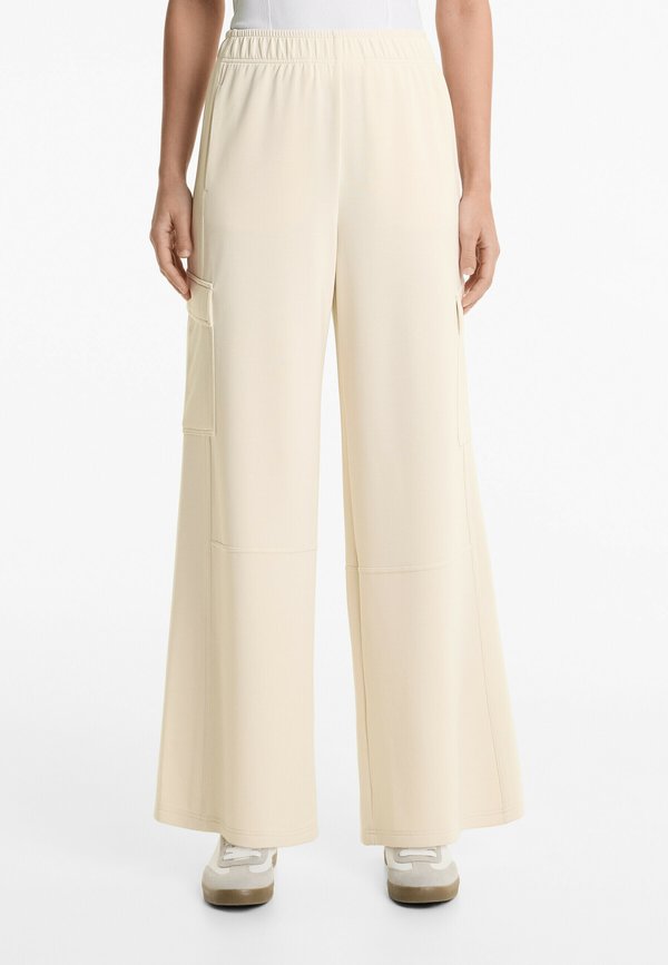 SOFT TOUCH CARGO - Cargohose - stone