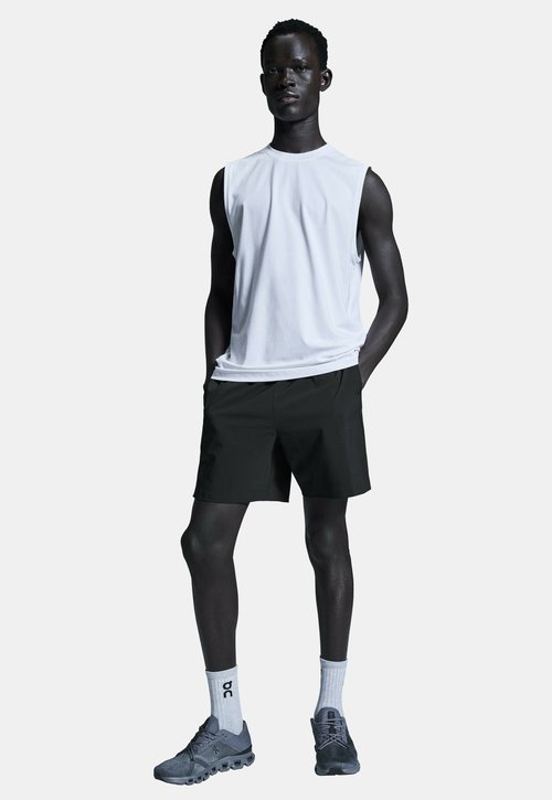 On FOCUS - Sports shorts - black — foto 7