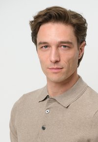 PROFUOMO THE LUXURY BASIC SHORT SLEEVE - Piké - beige