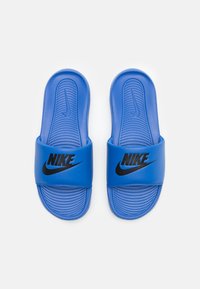 Nike Sportswear VICTORI ONE SLIDE UNISEX - Papucsszandálok - game royal/black