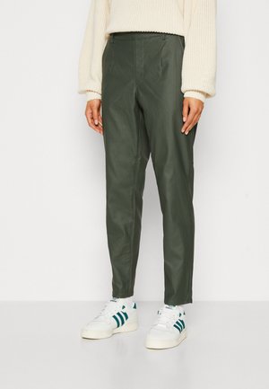 OBJBELLE LISA COATED NOOS - Broek - duffel bag