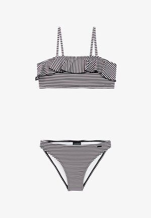 Ensemble bikini deux pièces rayé noir et blanc avec haut bandeau à volants et bas taille basse assorti.