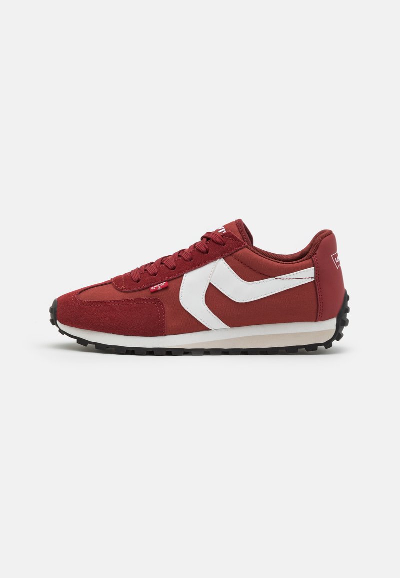 Levi's® STRYDER - Sneaker low - bordeaux