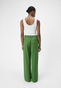 Object OBJLISA WIDE NOOS - Stoffhose - treetop