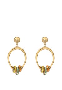 Boucles d'oreilles en métal doré avec des perles circulaires colorées en orange, turquoise et jaune, accompagnées d'un clou rond texturé.