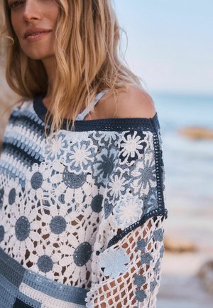 Next, Trui - blue floral