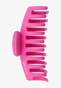 Stor rosa kam av plast med breda tänder och ett mjukt grepp i mitten, designad för att reda ut hår.