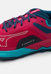 Mizuno WAVE IBUKI 4 - Zapatillas de trail running - jazzy/bluebird/blue opal