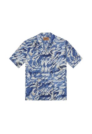 Camisa de manga corta con botones, con estampado abstracto de pinceladas en azul, blanco y beige, y cuello.