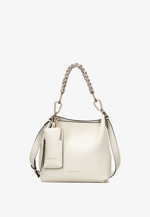 Bolso de mano de cuero blanco con una correa trenzada, que presenta herrajes dorados y un bolsillo con cremallera extraíble. Textura suave con un sutil acento negro.