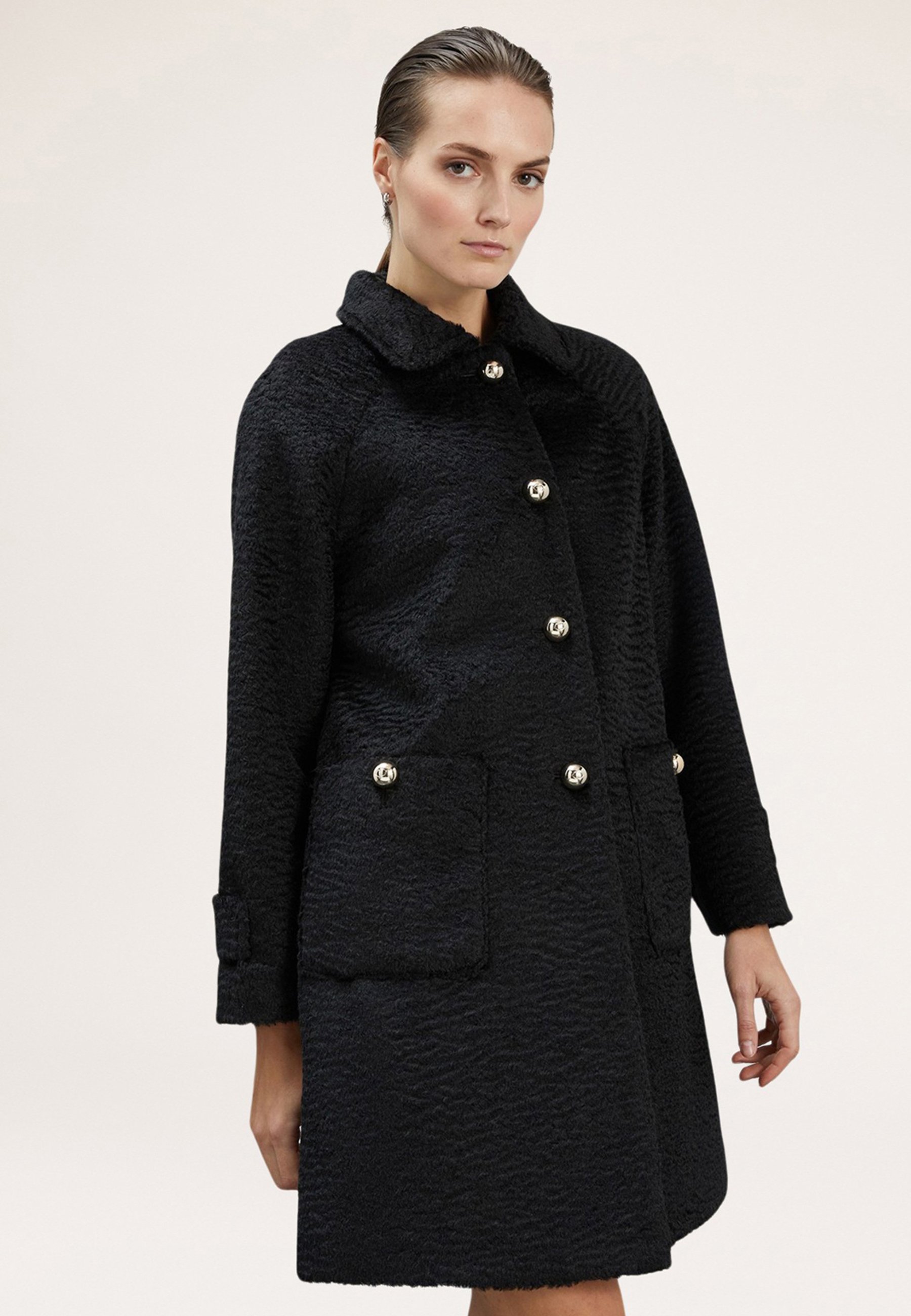 Hotel Kalinga Cappotto Nero Classico Hotel Kalinga Herno Cappotti