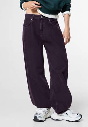 Red Bull Racing x Pepe Jeans, Vaqueros boyfriend - burgundy
