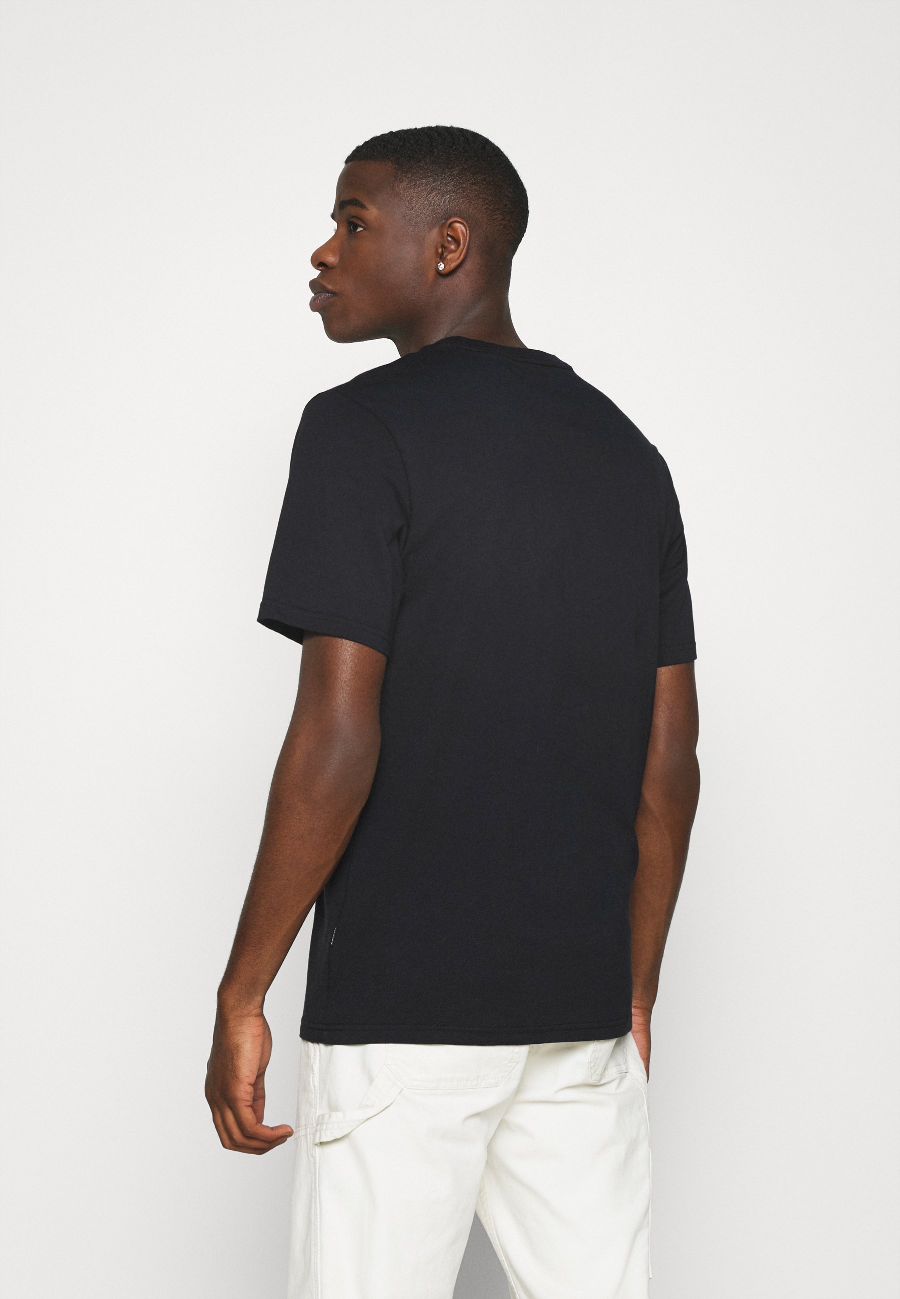 converse noir basique