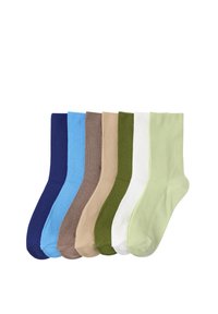 Huit paires de chaussettes côtelées de différentes couleurs : marine, bleu clair, marron, beige, vert, blanc et vert clair, avec un design classique.