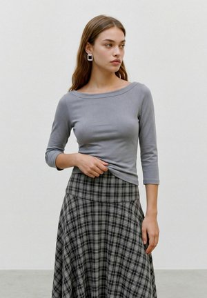 Vero Moda, T-SHIRT AWTHEA TOP - T-shirt à manches longues - quarry