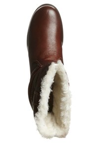 Botte d'hiver en cuir marron avec doublure en polaire blanche et duveteuse, vue de dessus sur fond blanc.