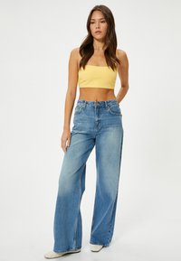 Koton CROP TANK THIN STRAPPY  - Top - yellow
