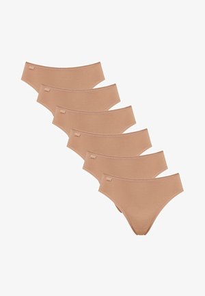 Beige puuvillane aluspesu kuusikus, millel on sile tekstuur, keskmise tõusuga disain ja logodetailid vööl.