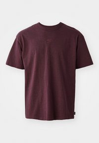 Unselected, burgundy crush