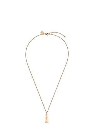 Zarte Halskette aus roségold mit rechteckigem Anhänger, auf dem in kursiver Schrift "für das Gute" eingraviert ist.