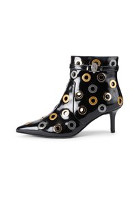 Czarne lakierowane botki za kostkę z okrągłymi akcentami w kolorze złotym, srebrnym i brązowym, spiczastym noskiem, paskiem na kostce i wąskim obcasem.