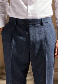 Next Trousers - Suit Trousers   Slim Fit - Habitbukser - navy blue