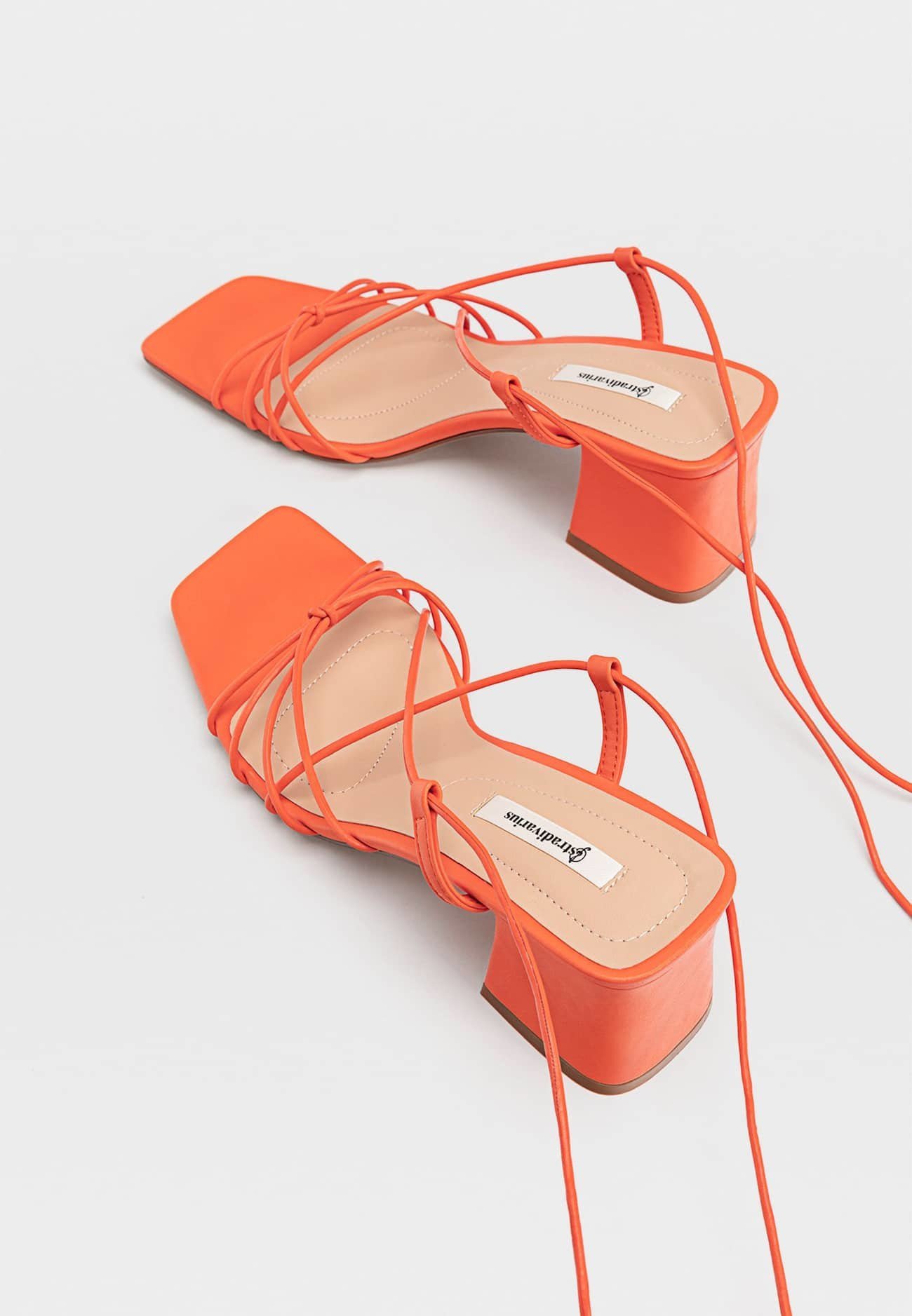 Stradivarius MIT FEINEN RIEMCHEN Sandaler orange Stradivarius MIT FEINEN RIEMCHEN Sandaler orange