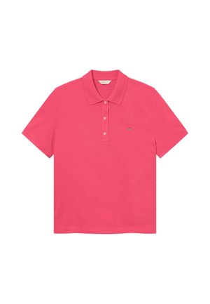 Lyserød kortærmet polo med krave, tre knapper og lille broderet logo på venstre bryst.