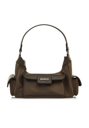 Borsa a spalla in nylon marrone con struttura rigida, manico superiore e tasca frontale con chiusura a scatto e dettaglio del logo metallico.