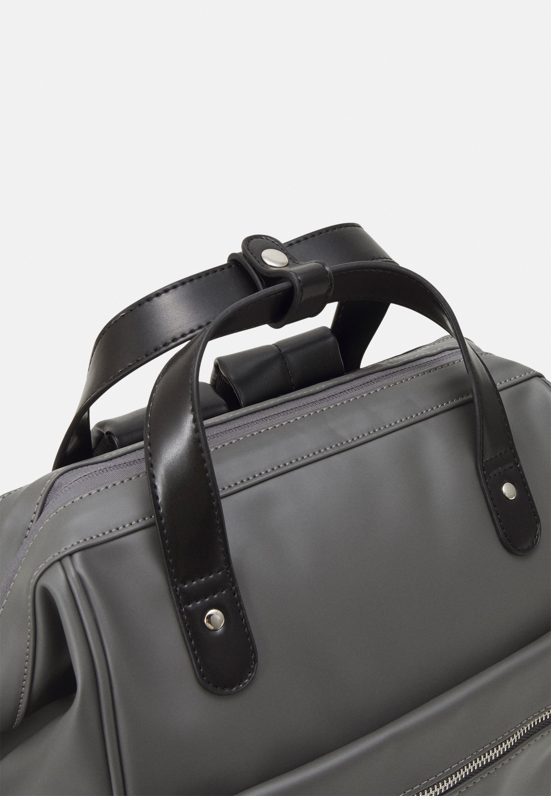 anello BACKPACK REGULAR SIZE UNISEX 