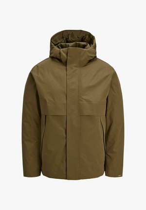 Wodoodporna kurtka w kolorze oliwkowej zieleni z wysokim kołnierzem, ukrytym zapięciem na zamek błyskawiczny oraz dużymi przednimi kieszeniami. Wykonana z trwałej, gładkiej tkaniny.